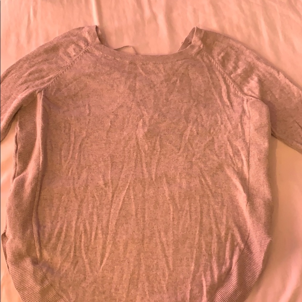 3/4 sleeve sweater (criss cross back)
